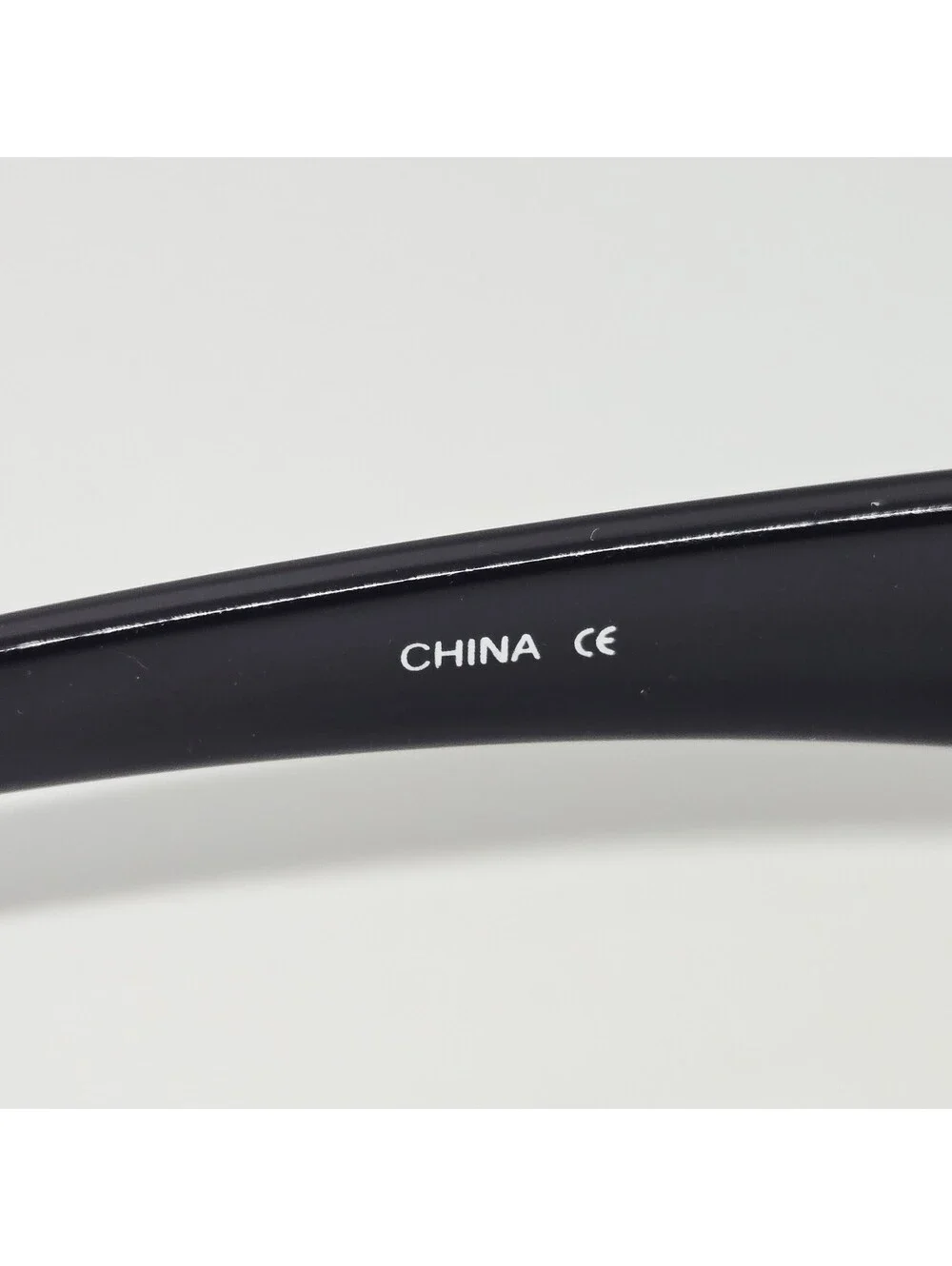 A. J. Morgan CAVA 60101 Black Sunglasses UV400 Lens AJ MORGAN